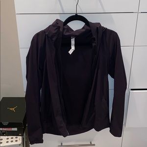 Lululemon Size 4 Windbreaker